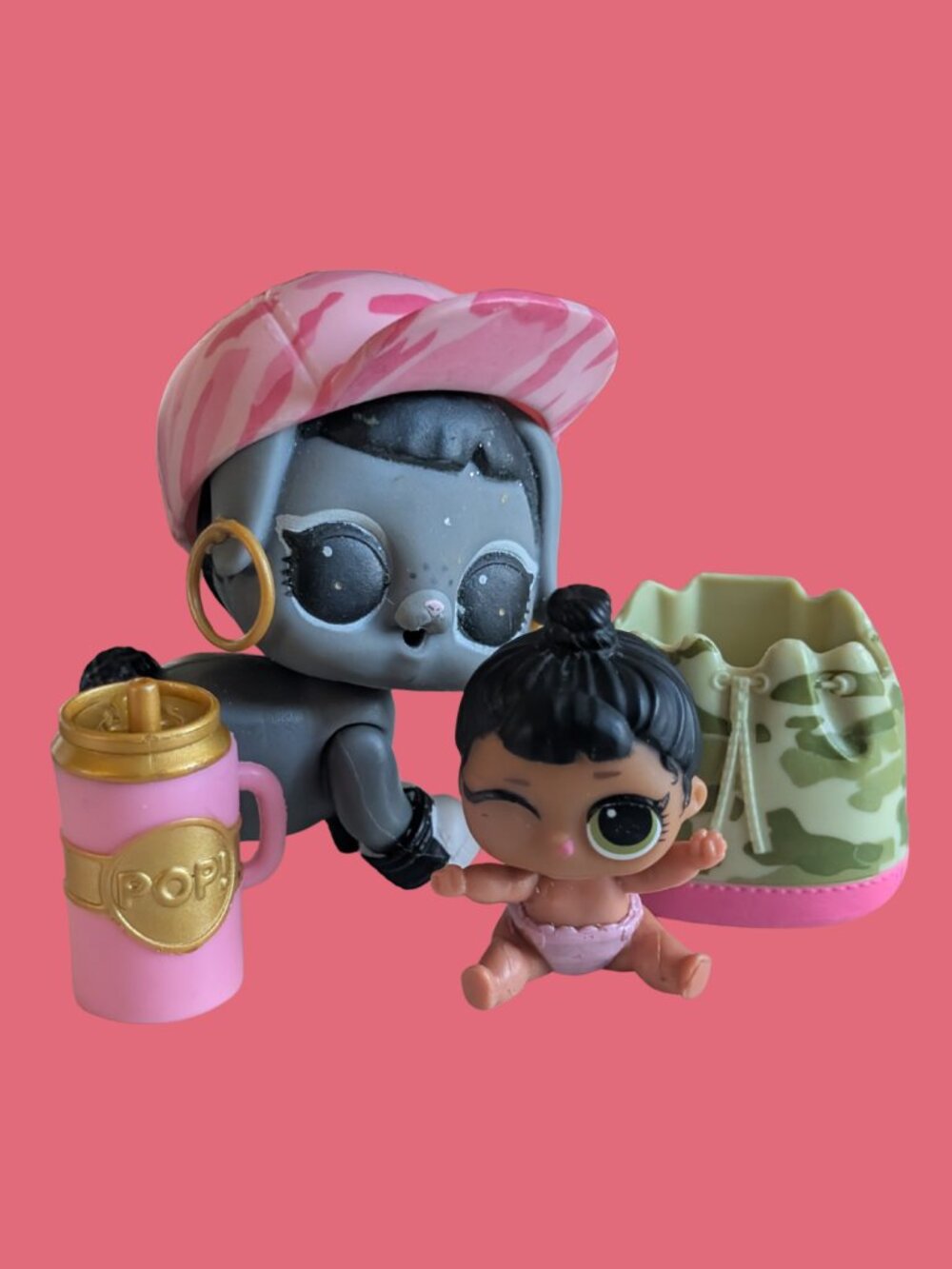 BOGO L.O.L. Surprise! Bunny Hun Pet and Lil Sis Honey Bun